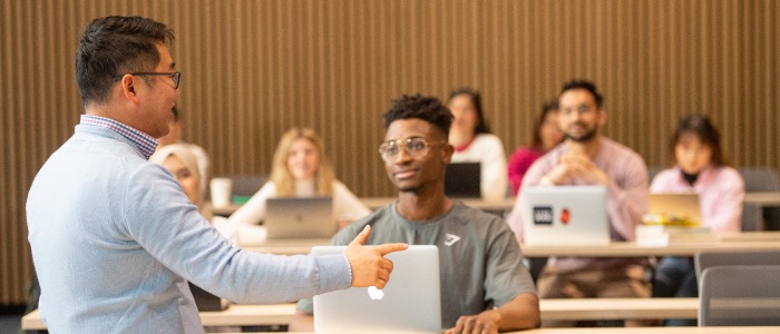 Info for Students and Staff Tile 700x300 Staff lectures to students at University of Glasgow