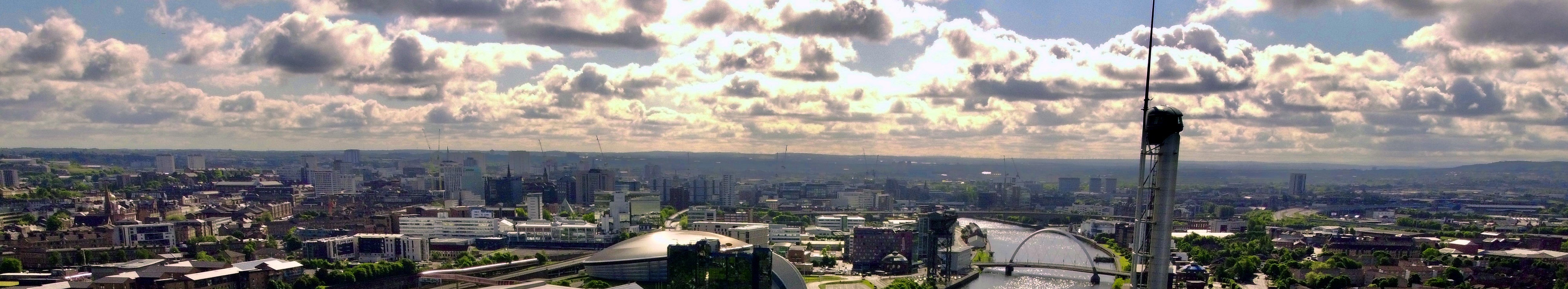 Glasgow skyline over river