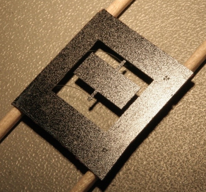 MEMS gravity chip manufactured from Deep Reactive ion Etching of Silicon.