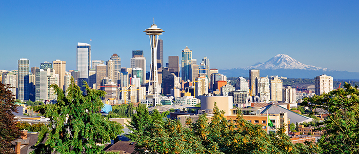 Seattle skyline and Mt Rainier on a clear day