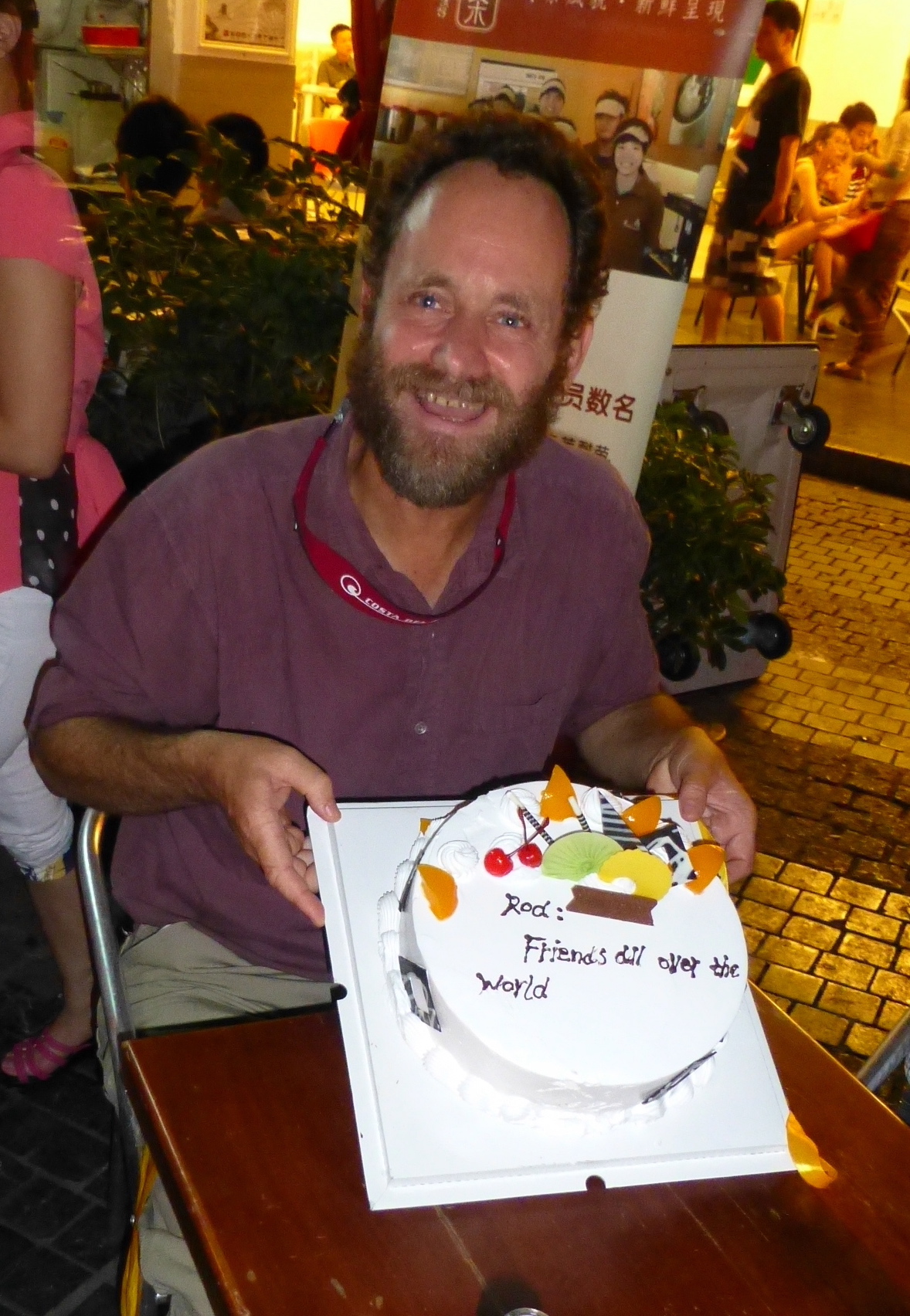 Rod with a Birthday cake in honour of his 50th Birthday at the 13th International Thermochronology Conference in Guilin China in August 2012 – the inscription on the cake says it all about how he was and regarded by the whole of that community. Image: Andy Gleadow.
