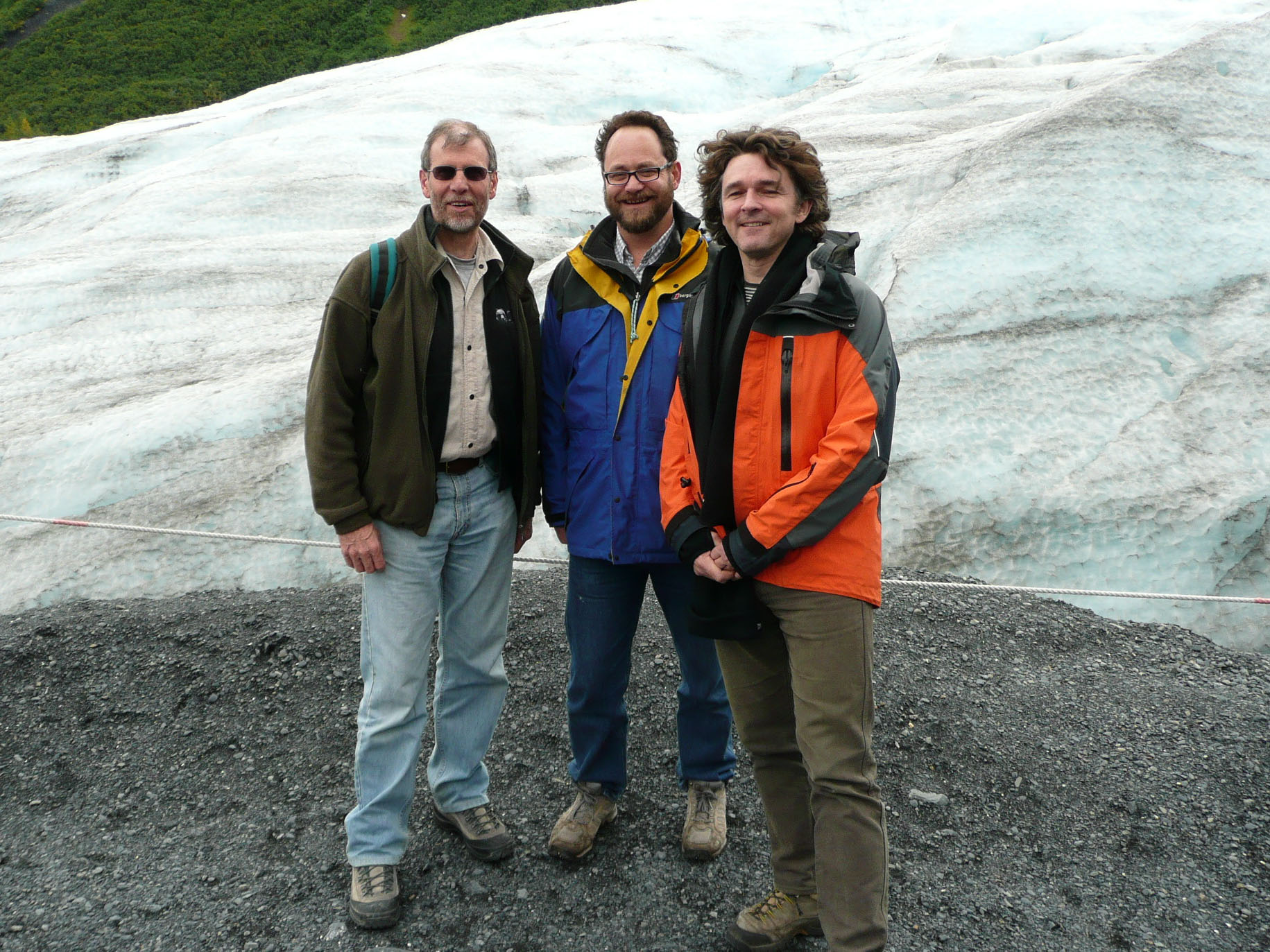 Andy Gleadow, Rod and Kerry Gallagher on a field trip during the 11th International Thermochronology Conference at Anchorage, Alaska in September 2008. Image: Andy Gleadow