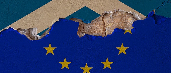 A wall painted with a Scottish saltire at the top and the EU flag at the bottom with a big crack in the plaster where they join and the exposing the brick wall behind. Image credit: mark schlicht | iStockphoto https://www.istockphoto.com/photo/scottish-independence-referendum-indyref-gm661468144-120601463