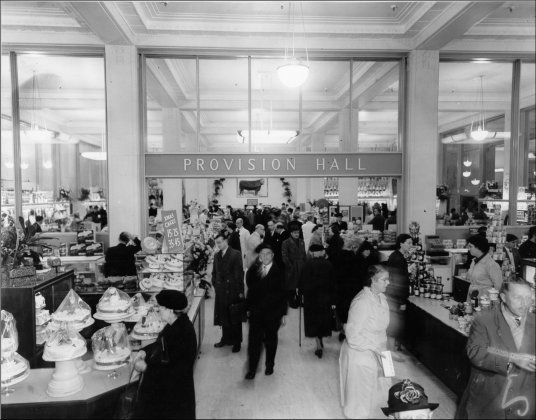 Photograph of the Provision Hall in the store, c1960.  (GUAS Ref: HF 51/6/1/5/8. Copyright reserved.)