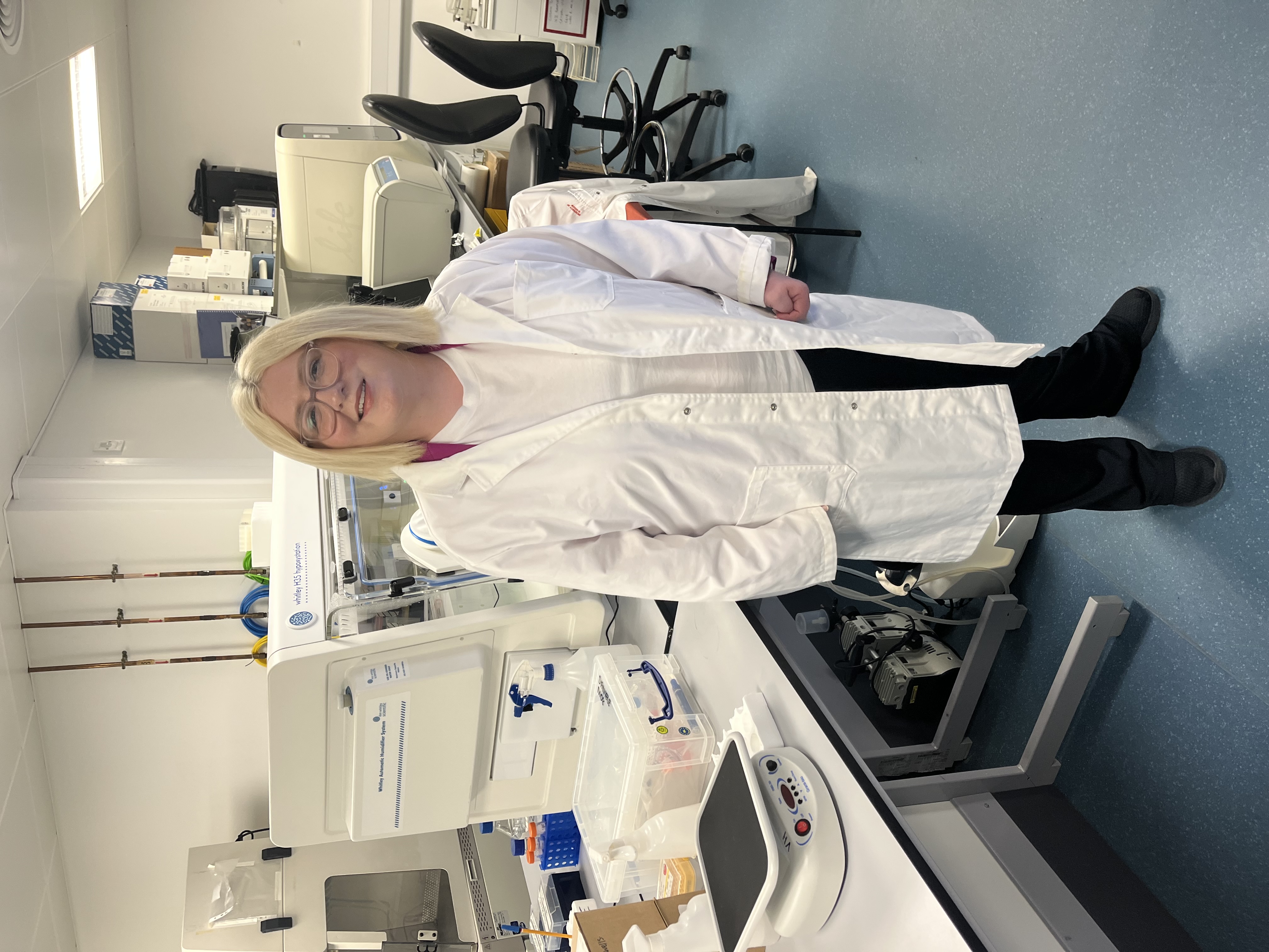 MPs Learn About Vital Cancer Research At University Of Glasgow 