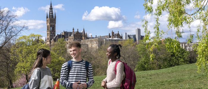 Students walking on path in Kelvingrove Park