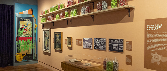 Image for BSL Tour of 'Views of Glasgow: A Window into Communities'